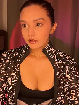 Snapshot of Melanyprada chatting on 11, 7, 2026 Melanyprada online show from 11, 7, 2026