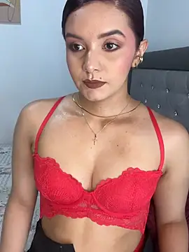 Melanyprada online show from 5, 5, 2026