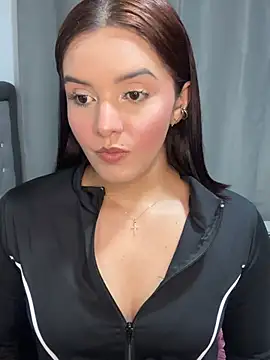 Melanyprada online show from 20, 3, 2026