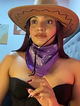 Melanyprada online show from 26, 10, 2025