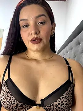 Melanyprada online show from 23, 11, 2025