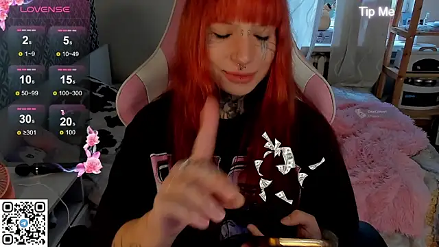 b1gBlushkk online show from 14, 9, 2025