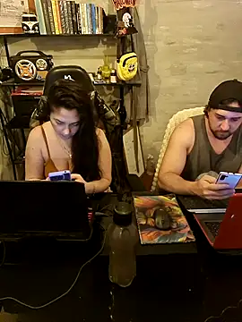 Snapshot of CoelhinhaGostosa chatting on 26, 10, 2025 CoelhinhaGostosa online show from 26, 10, 2025