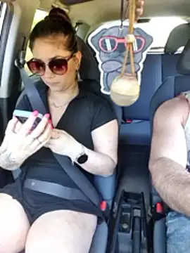 CoelhinhaGostosa online show from 18, 12, 2025