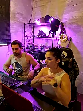 CoelhinhaGostosa online show from 12, 3, 2026