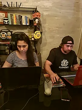 Snapshot of CoelhinhaGostosa chatting on 24, 10, 2025 CoelhinhaGostosa online show from 24, 10, 2025