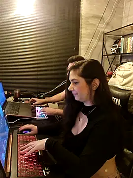 CoelhinhaGostosa online show from 4, 12, 2025