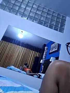 Snapshot of yarely9 chatting on 10, 2, 2025 yarely9 online show from 10, 2, 2025