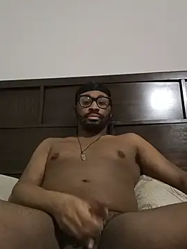Hotcock100 online show from 13, 5, 2026