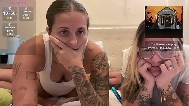 Snapshot of Sexyyduoxx chatting on 21, 10, 2025 Sexyyduoxx online show from 21, 10, 2025