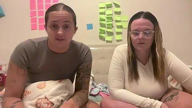 Snapshot of Sexyyduoxx chatting on 7, 11, 2025 Sexyyduoxx online show from 7, 11, 2025