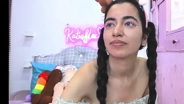 Katiaflex online show from 6, 2, 2025