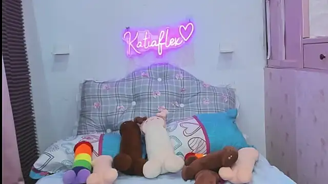 Katiaflex online show from 25, 2, 2025