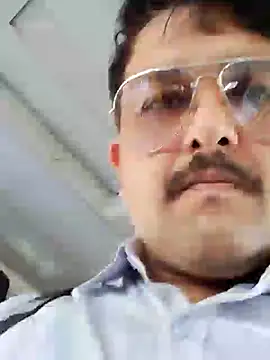 Akhil3290 online show from 22, 1, 2025