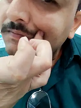 Akhil3290 online show from 13, 3, 2025