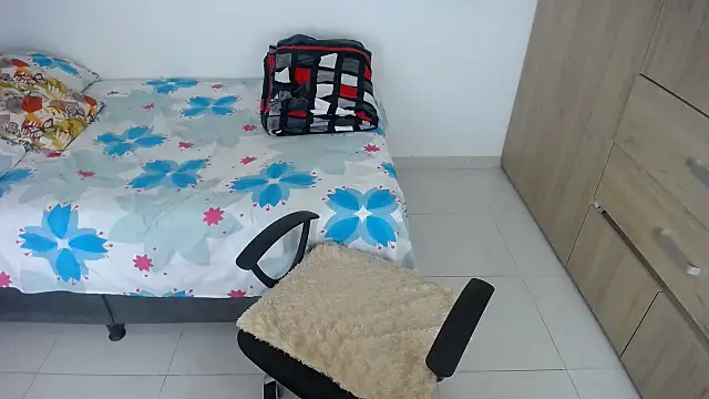 miajoseph  online show from 30, 9, 2025