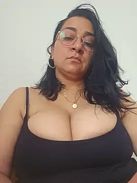 paulinaDiaz1 online show from 12, 5, 2026