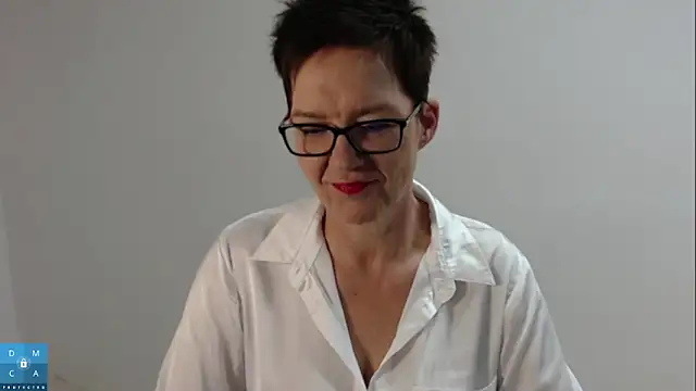 Snapshot of Sofie69Velvet chatting on 7, 11, 2025 Sofie69Velvet online show from 7, 11, 2025