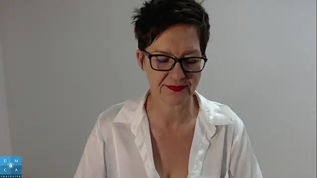 Sofie69Velvet online show from 16, 12, 2025