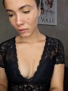 HelenHoltz online show from 4, 10, 2025