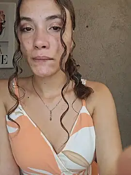 HelenHoltz online show from 19, 11, 2025