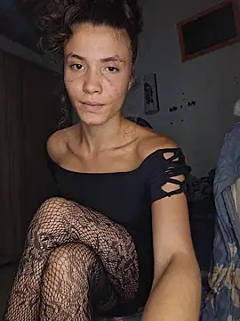 HelenHoltz online show from 28, 4, 2026