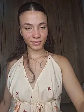 HelenHoltz online show from 16, 12, 2025