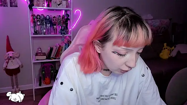 SweetieMollyy online show from 1, 11, 2025