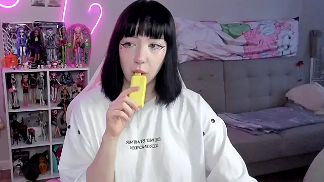 SweetieMollyy online show from 3, 12, 2025