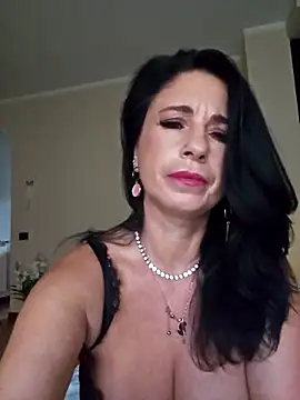 MichelleCara online show from 7, 10, 2025