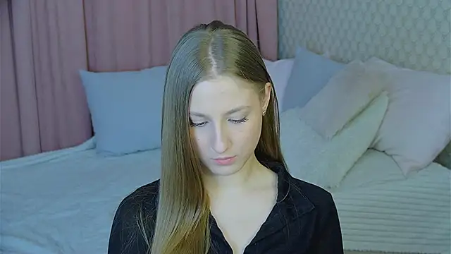 BritneyCruze online show from 27, 2, 2025