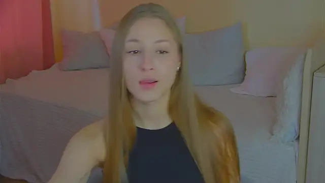 BritneyCruze online show from 3, 10, 2025