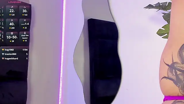 Snapshot of kenayfox chatting on 14, 3, 2025 kenayfox online show from 14, 3, 2025