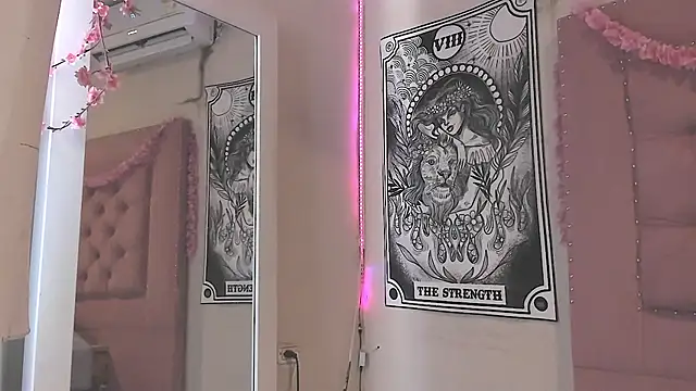 Snapshot of kenayfox chatting on 23, 2, 2025 kenayfox online show from 23, 2, 2025