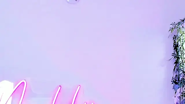 MaddyParisi online show from 21, 3, 2025