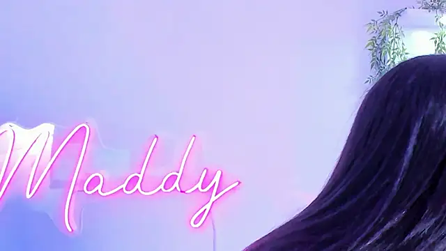 MaddyParisi online show from 7, 2, 2025