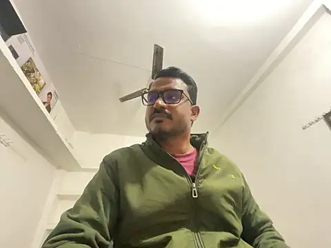 real meet girl finding in online show from 26, 12, 2024