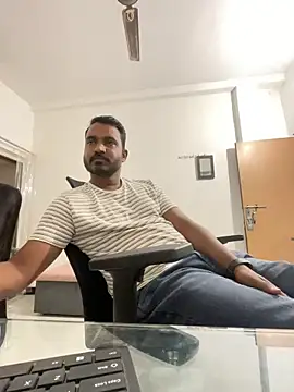 real meet girl finding in online show from 10, 12, 2024