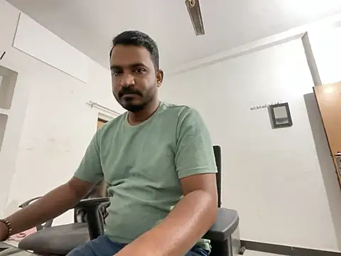 real meet girl finding in online show from 4, 12, 2024