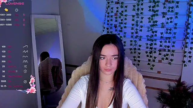 Bella XO online show from 9, 9, 2025