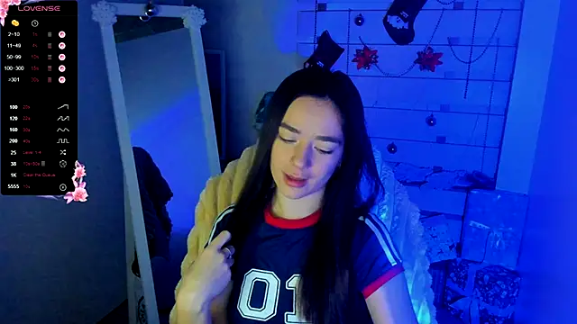 Bella XO online show from 23, 12, 2025