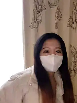 Kurage chan online show from 4, 12, 2024