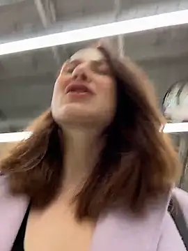 Dina Tease online show from 18, 3, 2026