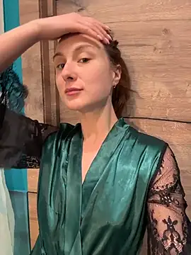 Dina Tease online show from 5, 10, 2025