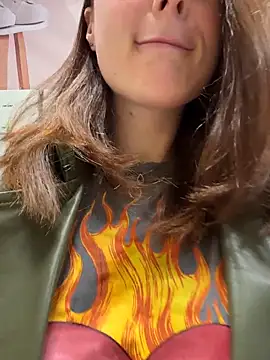 Dina Tease online show from 9, 5, 2026