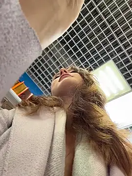 Dina Tease online show from 27, 10, 2025