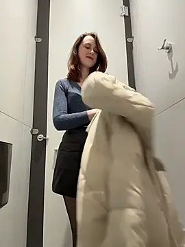 Snapshot of Dina_Tease chatting on 27, 2, 2026 Dina Tease online show from 27, 2, 2026