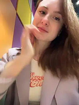 Dina Tease online show from 5, 4, 2026