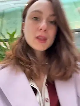 Dina Tease online show from 7, 4, 2026