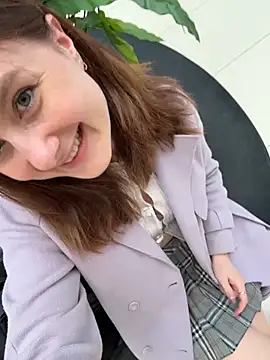 Dina Tease online show from 28, 5, 2026
